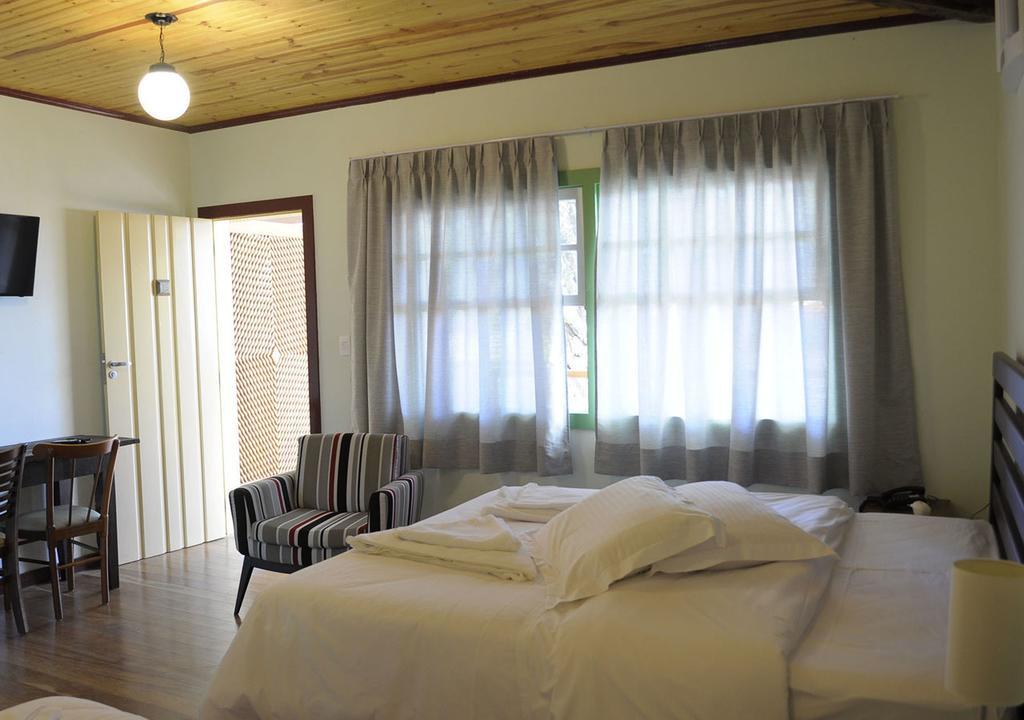 Pouso Da Chica Hotel Диамантина Стая снимка